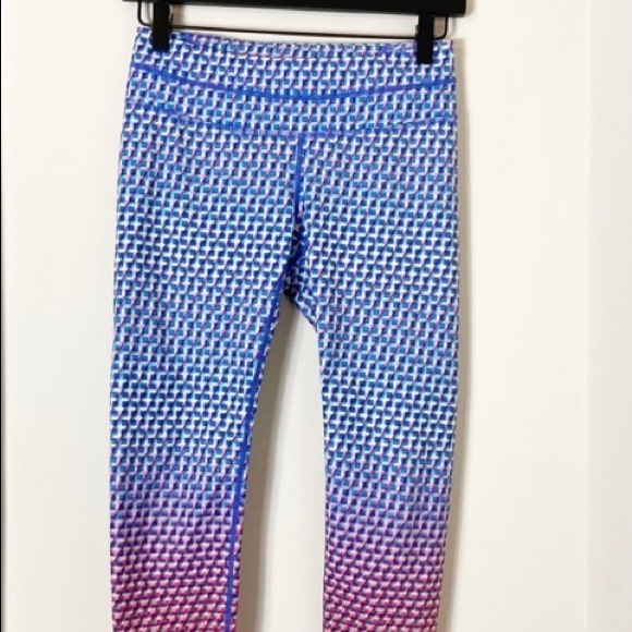 Athleta Sonar Vivid Cropped Leggings Size XS - Picture 11 of 11